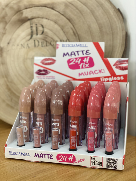 Labial mate fijo efecto 24h.