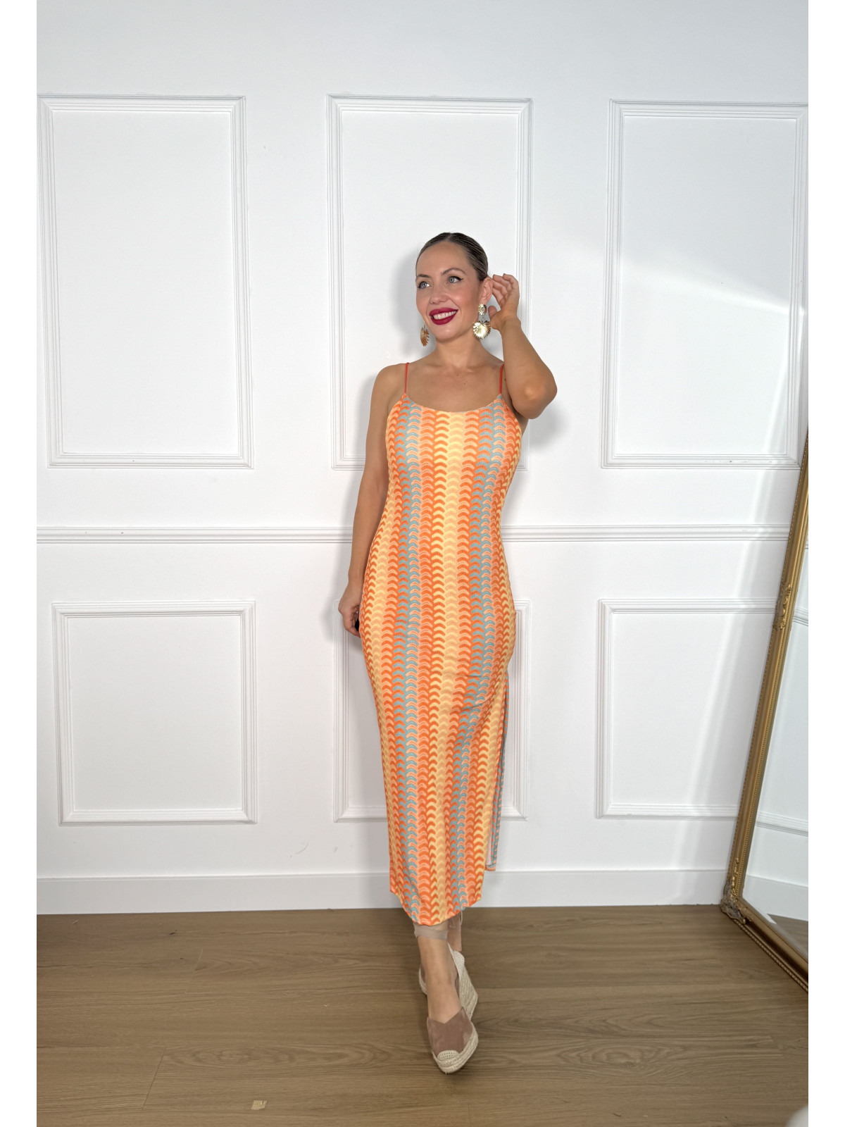 Vestido estampado en tejido de punto de canalé.