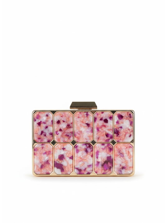 Clutch rígido de diseño sofisticado.