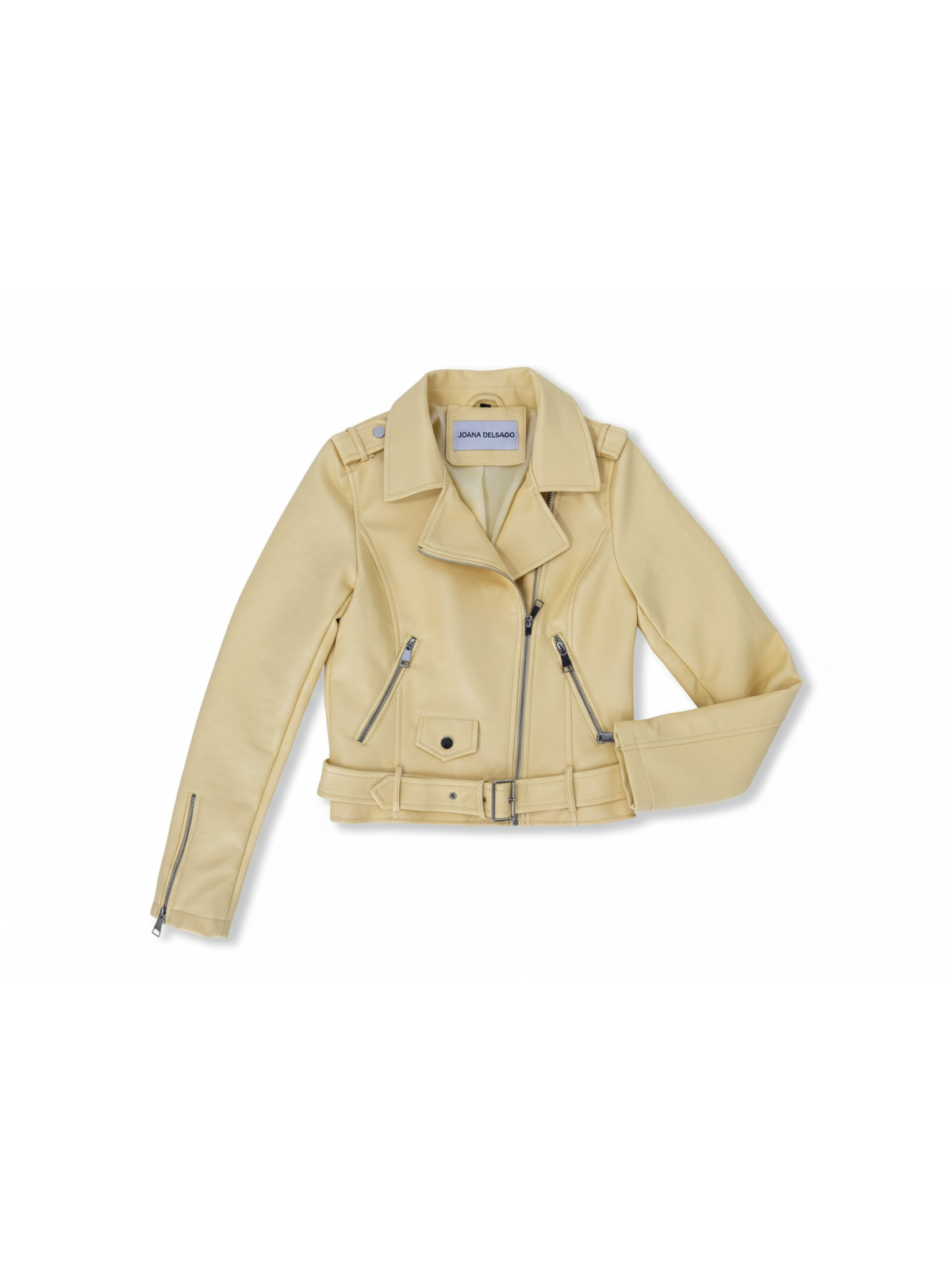 Chaqueta tipo biker en tono amarillo mantequilla.