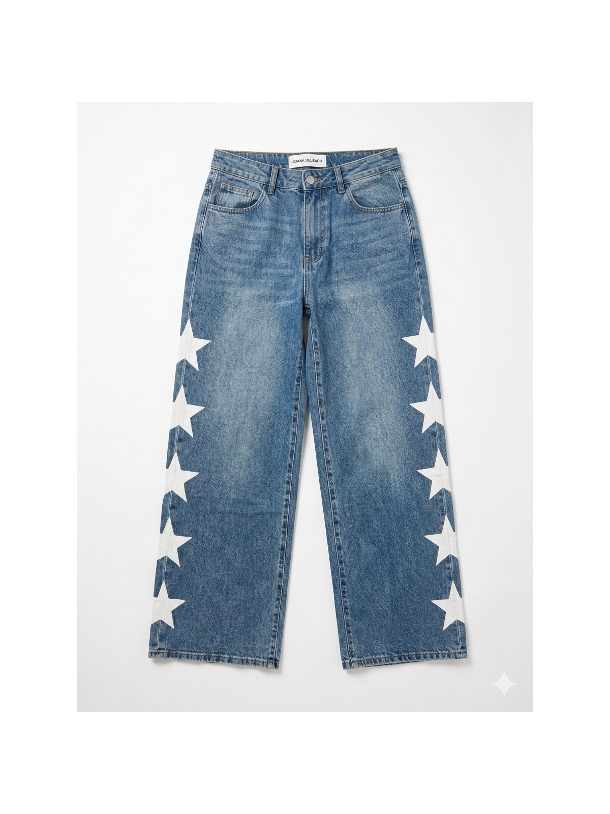 Pantalón vaquero wide leg de tiro medio-alto con estrellas.