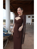 Vestido de fiesta midi en color marrón chocolate con flecos de seda.