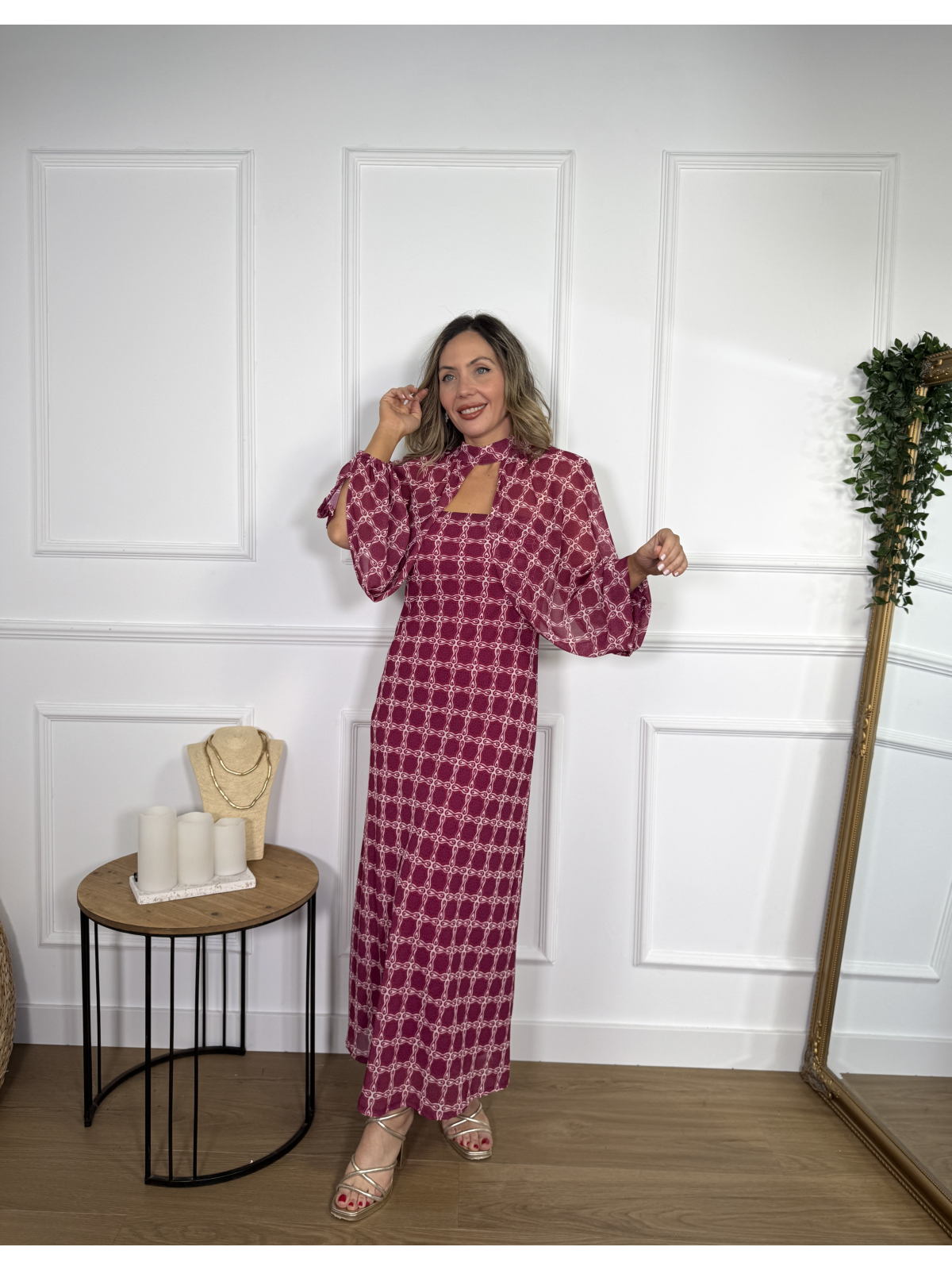 Vestido de gasa estampado con capa, ideal para invitadas de comunión,