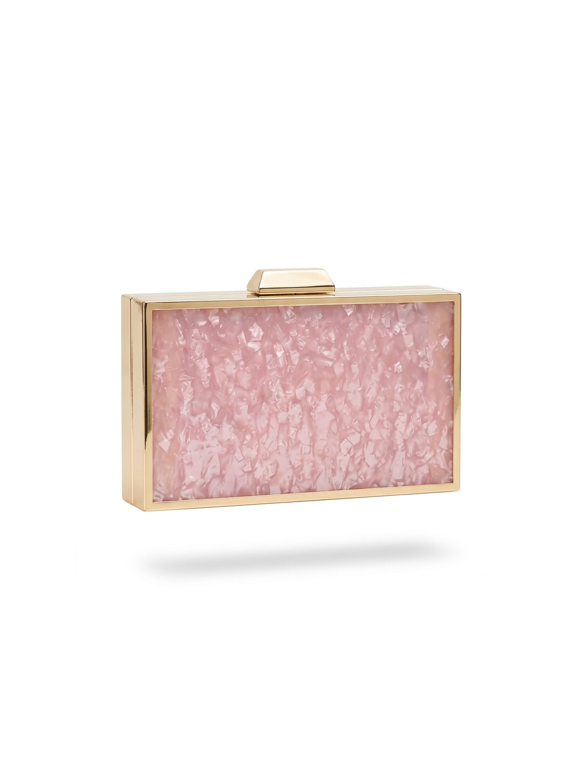 Clutch rígido de diseño sofisticado con estructura metálica.