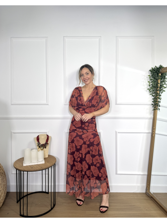 Vestido midi estampado de diseño drapeado.