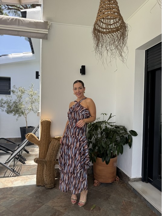 Vestido midi estampado efecto acuarela.